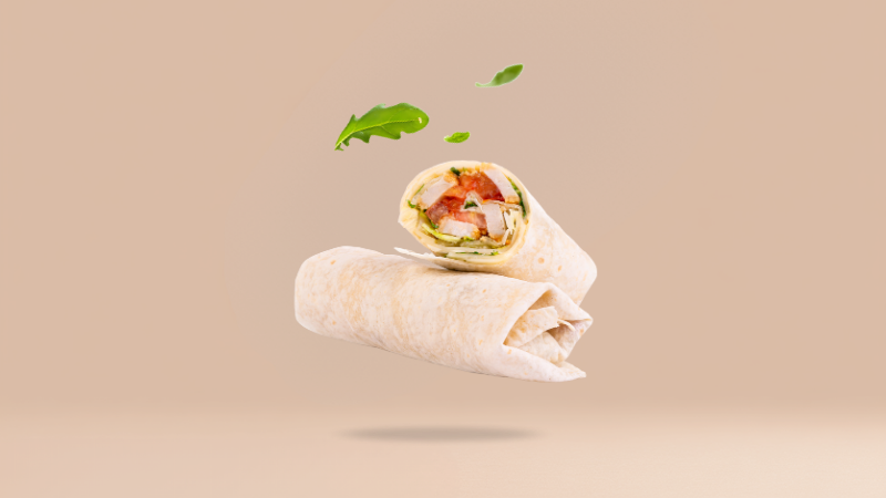 Wrap z panierowanym kurczakiem