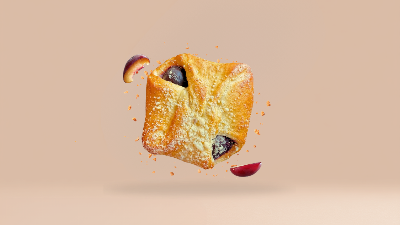 Drożdżówka ze śliwką