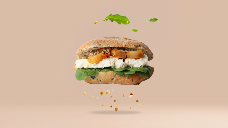 Kanapka orkiszowa z dynią i fetą